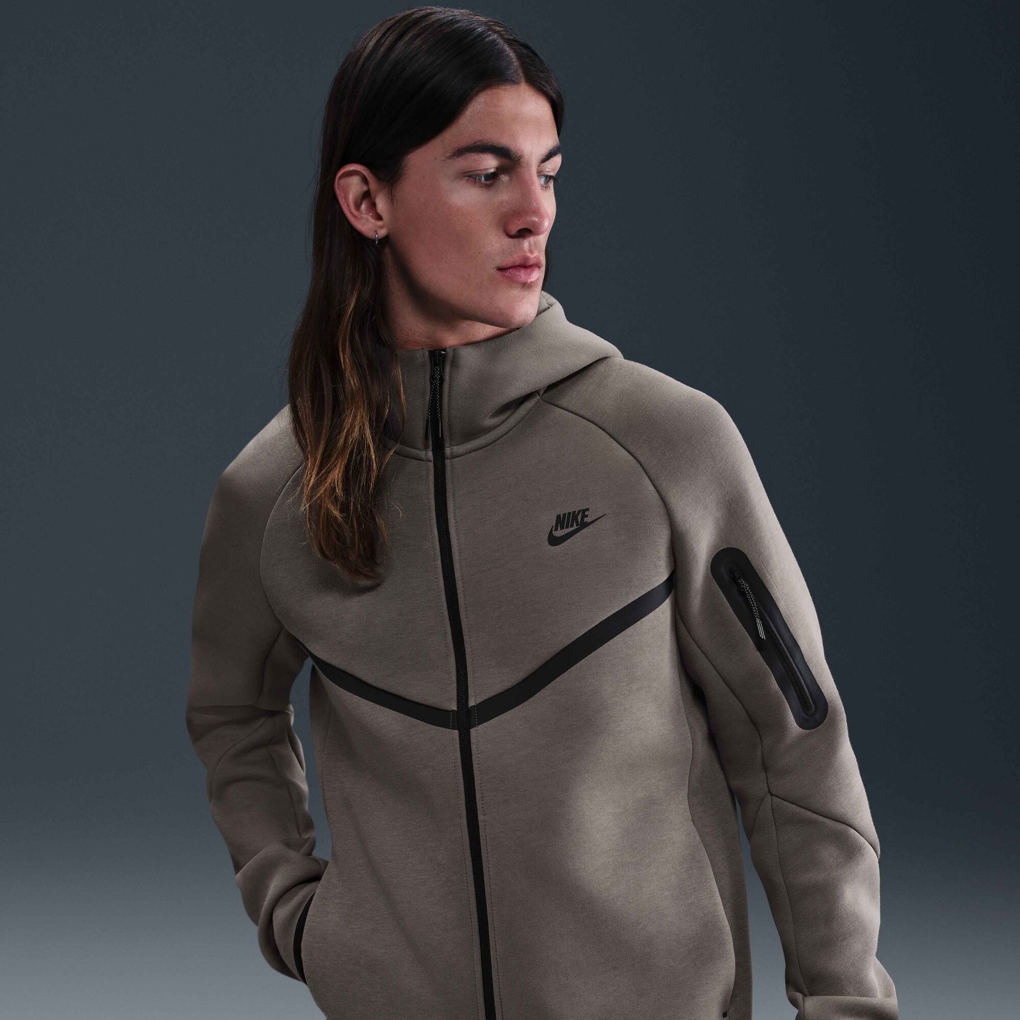 How Do Nike Tech Fit: Ultimate Guide to Performance & Comfort