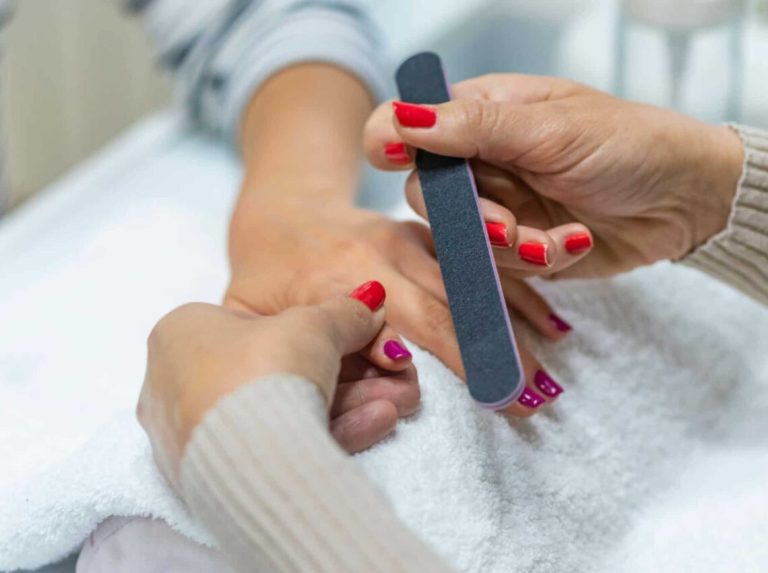 How Much to Tip Nail Techs