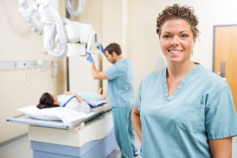 How to Become a Patient Care Tech