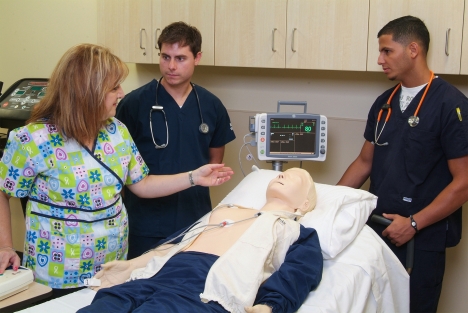 What Does a Cardiovascular Tech Do