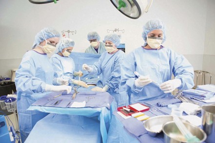 What Does a Surgery Tech Do