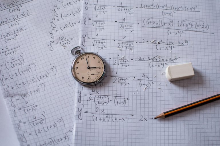 How Many Hours is Nail Tech School: Ultimate Guide to Course Length