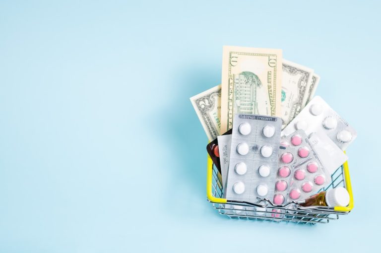 What Does a Pharmacy Tech Make: Surprising Salary Insights Revealed