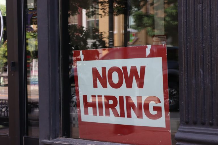 What is a Tech Job: Unlocking Lucrative Career Opportunities