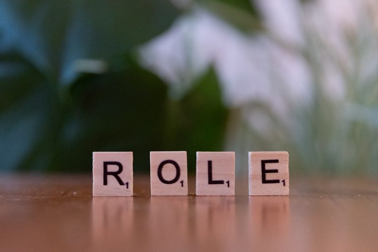 What is an Er Tech: Essential Roles and Career Insights Revealed